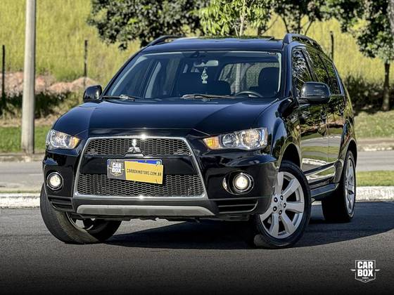 MITSUBISHI OUTLANDER 3.0 GT 4X4 V6 24V GASOLINA 4P AUTOMÁTICO